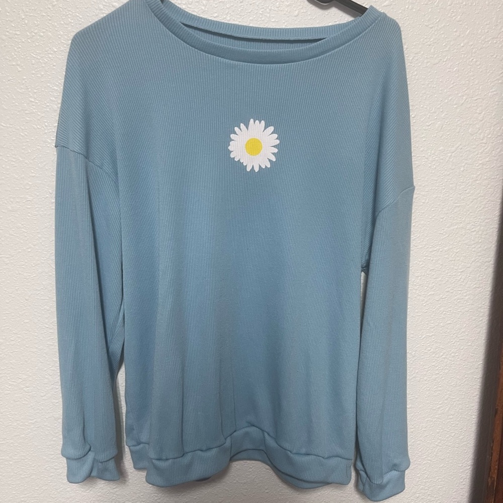 Blue Daisy Print Women's Top